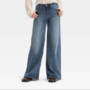 UniversalThread™ Women's High-Rise Wide Leg Jeans - Vintage Medium  4, 6 & 10.